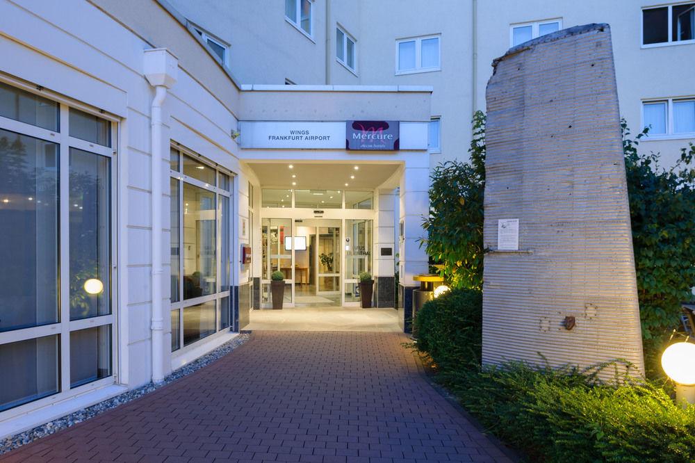 Airways Hotels Frankfurt Airport West Raunheim Buitenkant foto