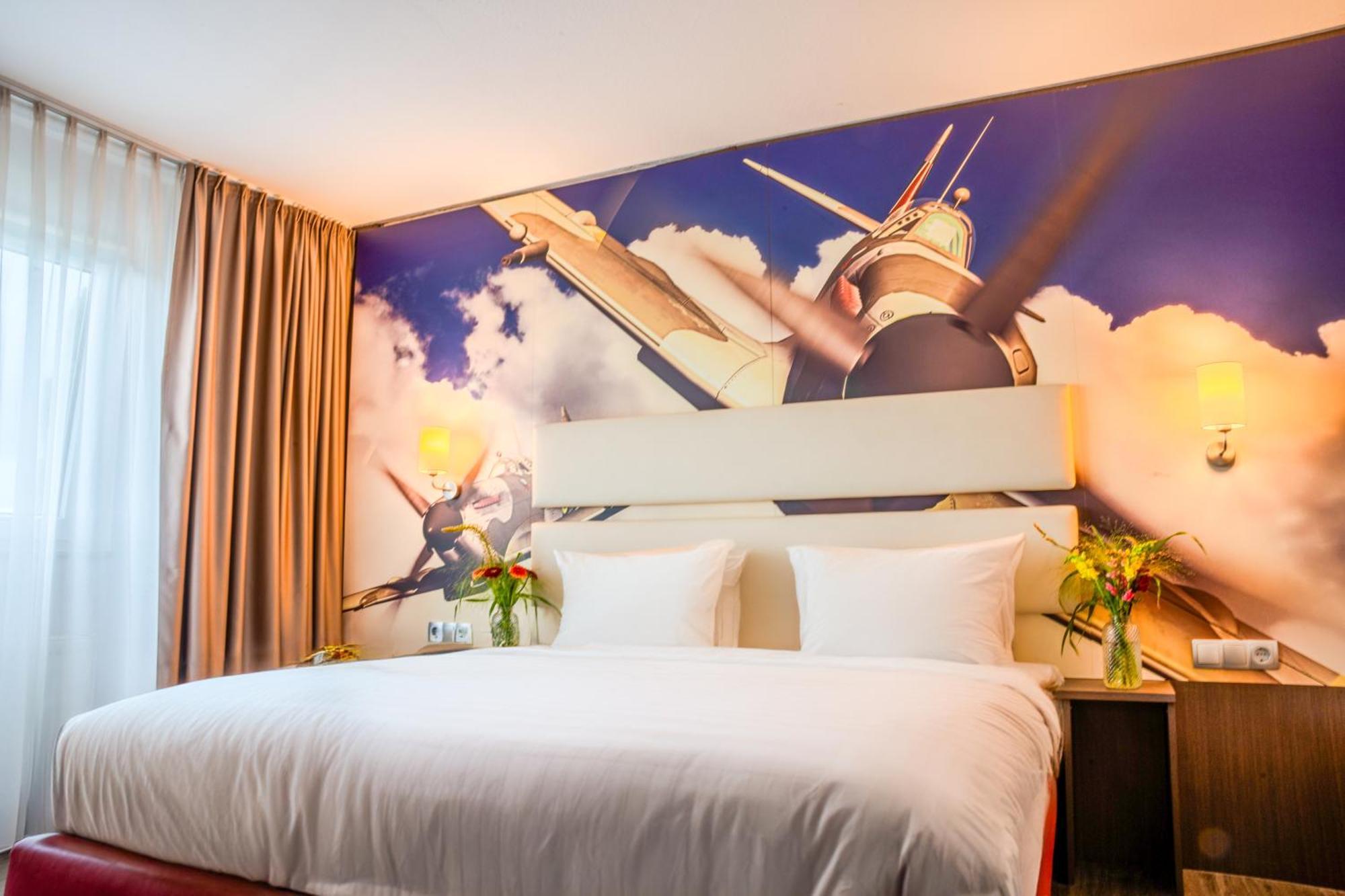 Airways Hotels Frankfurt Airport West Raunheim Buitenkant foto