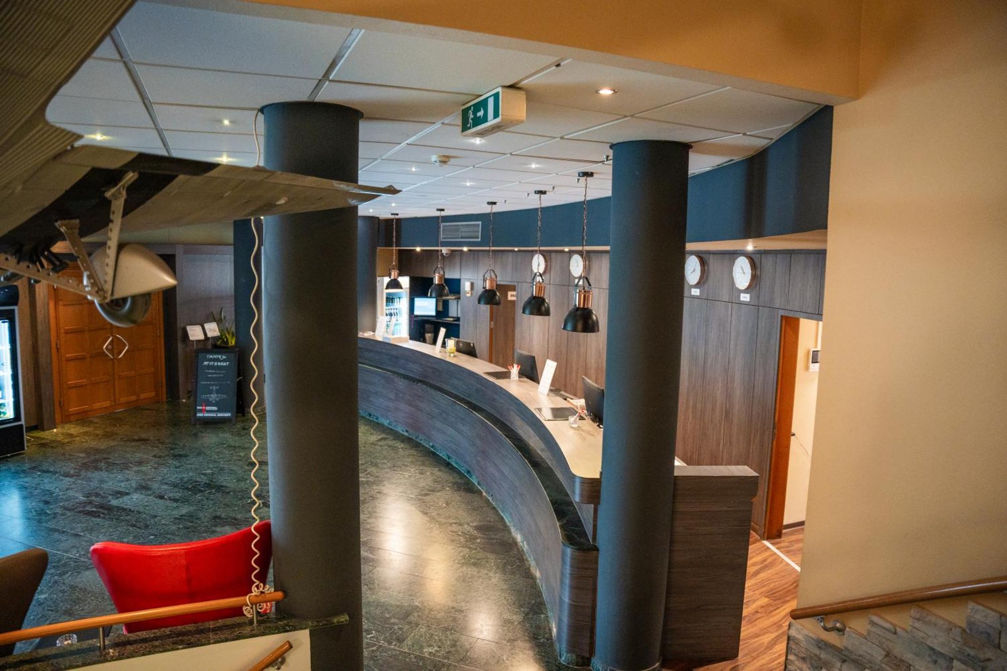 Airways Hotels Frankfurt Airport West Raunheim Buitenkant foto